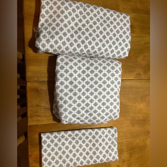 Flannel sheet set - Picture 2 of 4